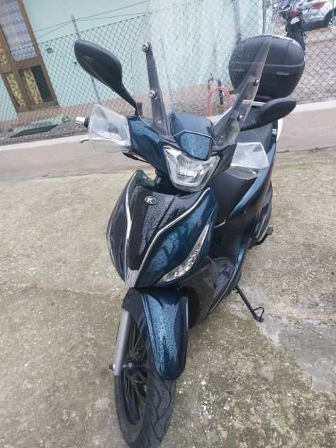 Vendo scoouter kymco 125 peoples