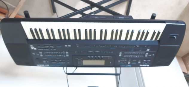 Vendo tastiera ROLAND EM-2000 CREATIVE KEYBOARD