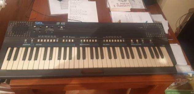 Vendo TASTIERA SIEL MK 610, polyphonic synthesizer