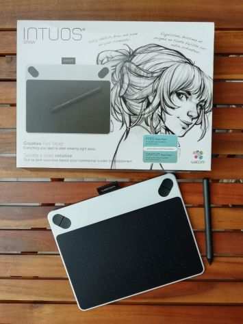 VENDO TAVOLETTA GRAFICA WACOM INTUOS COME NUOVA