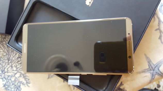 vendo telefono huawei mate 10 pro