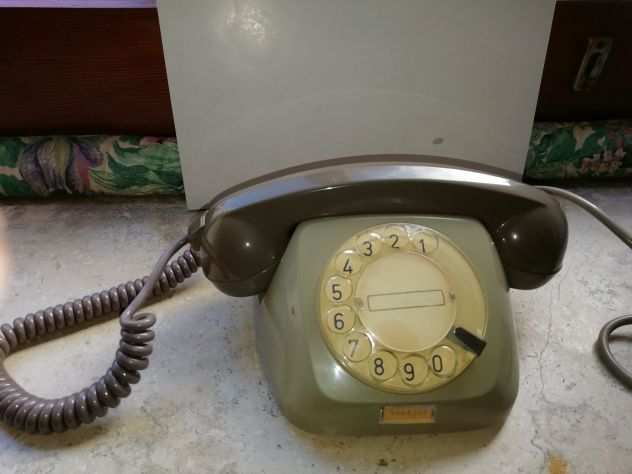 VENDO Telefono Vintageeuro12 spese spedizione fuori sede
