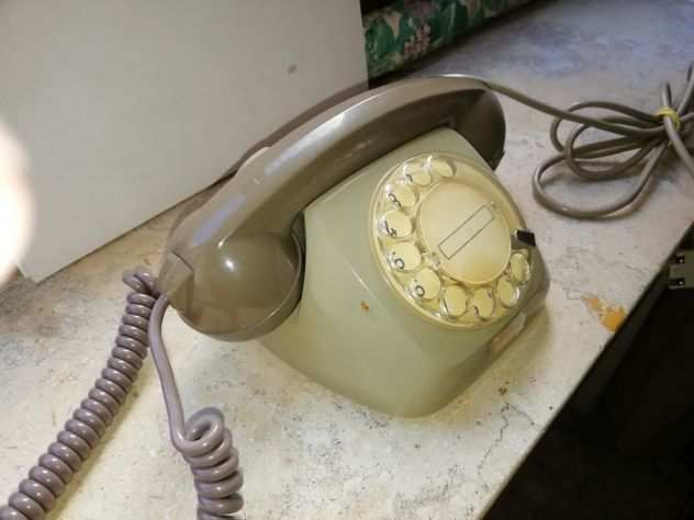 VENDO Telefono Vintageeuro12 spese spedizione fuori sede