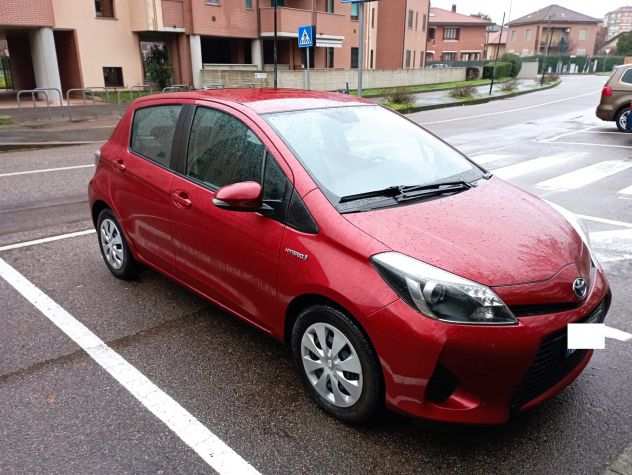 VENDO TOYOTA YARIS HYBRID 1.5 STYLE