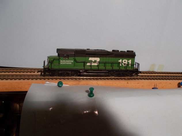 VENDO TRENINI MODELLO H0 RIVAROSSI LIMA ROCO KATO ATHEARN BACHMANN TRIX LILIPUT