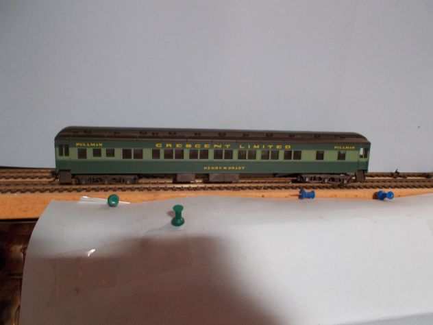 VENDO TRENINI MODELLO H0 RIVAROSSI LIMA ROCO KATO ATHEARN BACHMANN TRIX LILIPUT