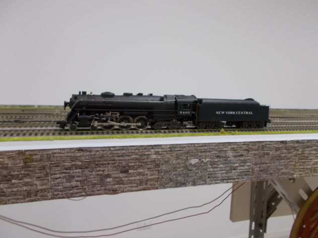 VENDO TRENINI MODELLO H0 RIVAROSSI LIMA ROCO KATO ATHEARN BACHMANN TRIX LILIPUT