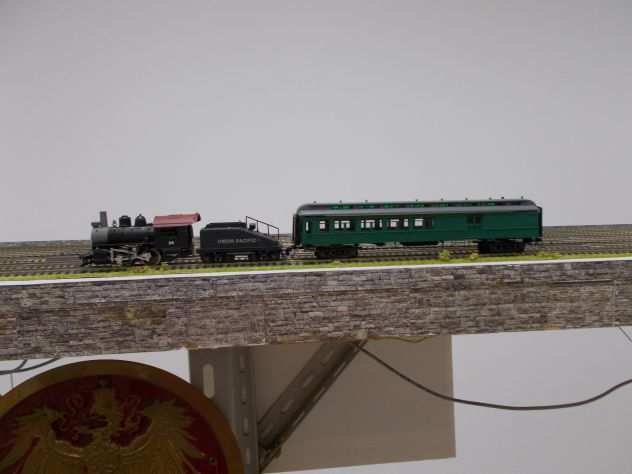 VENDO TRENINI MODELLO H0 RIVAROSSI LIMA ROCO KATO ATHEARN BACHMANN TRIX LILIPUT