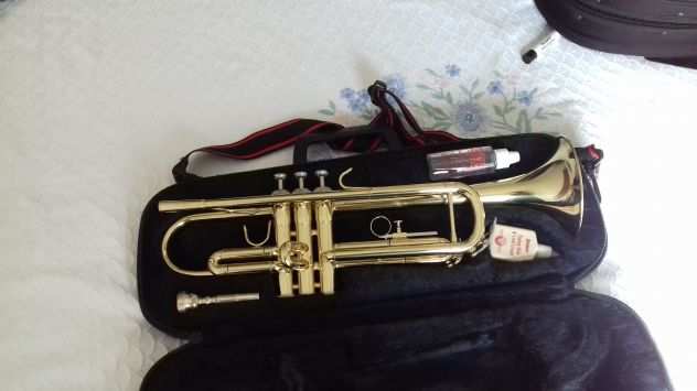 VENDO TROMBA IN SI BEMOLLE JUPITER JTR 300 L