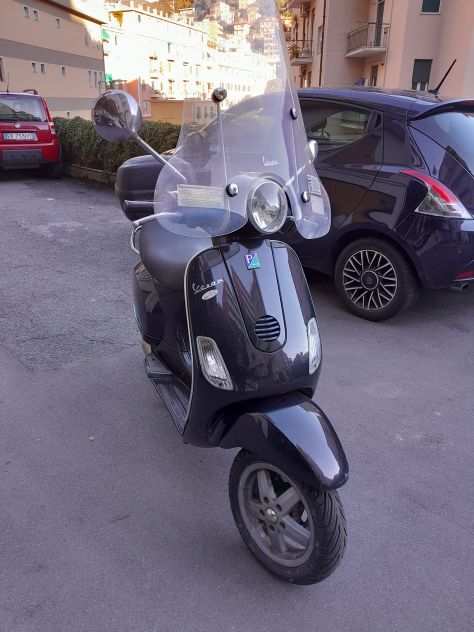 Vendo vespa piaggio lx 125