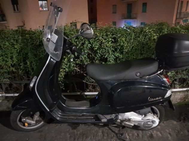 Vendo vespa piaggio lx 125