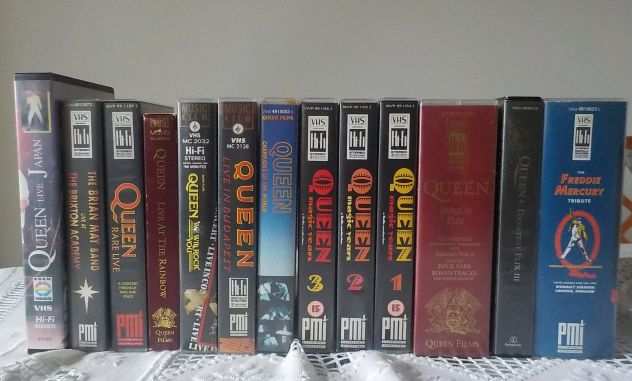 Vendo VHS originali QUEEN