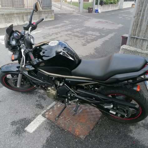 Vendo Yamaha XJ6