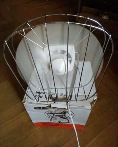 Ventilatori da tavolo vintage usati