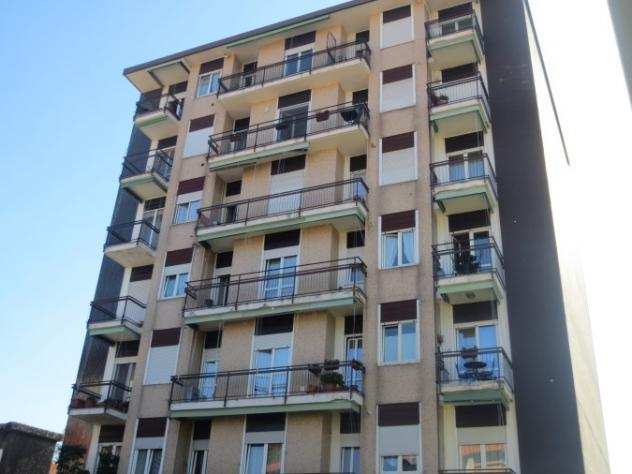 Verbania - ZONA PALLANZA VENDESI APPARTAMENTO