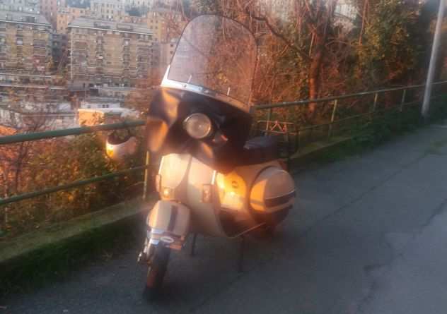 Vespa 125 px