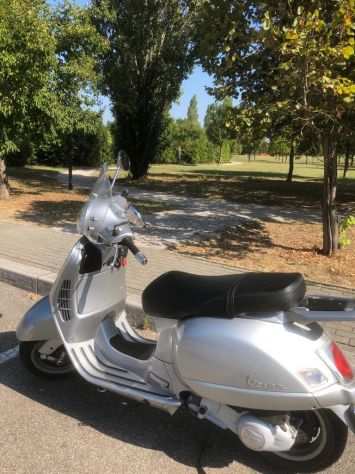 Vespa 200L Granturismo