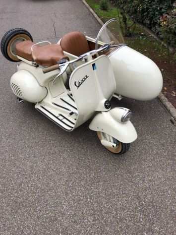 Vespa faro basso sidecar - 125cc - 1954