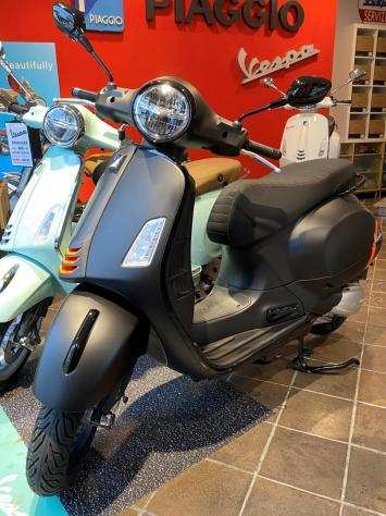 Vespa - GTS 300 SuperSport, Euro 7120