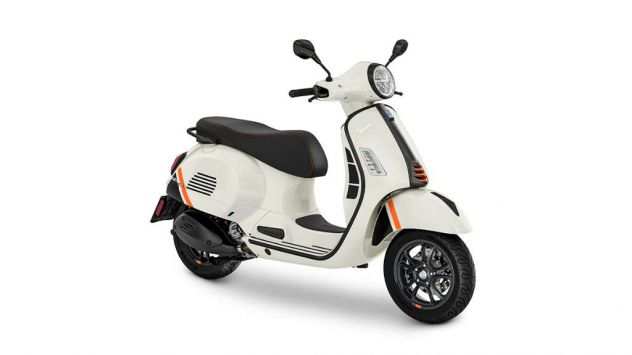 VESPA GTS SUPER 300 SPORT