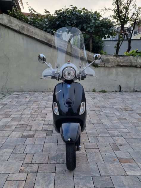 Vespa LX 125