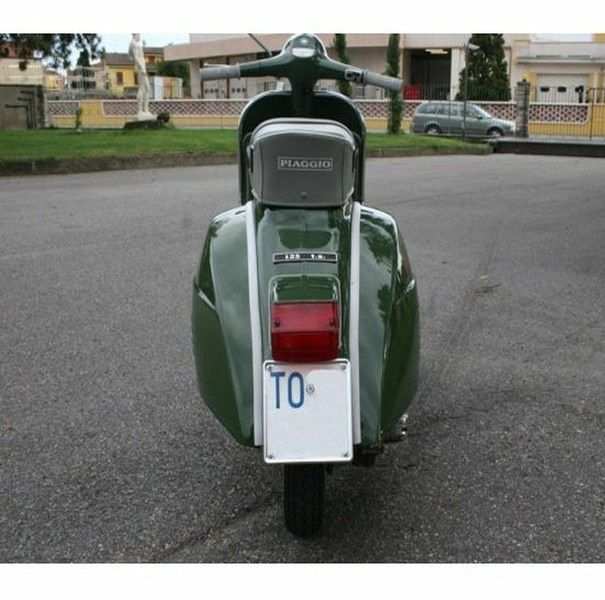 Vespa verde