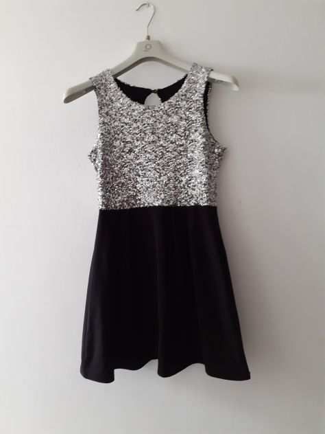 Vestito con paillettes argento-nero veste S-M