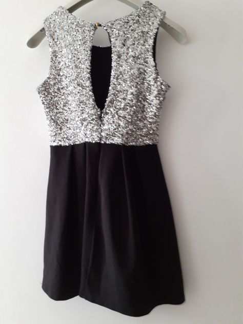 Vestito con paillettes argento-nero veste S-M