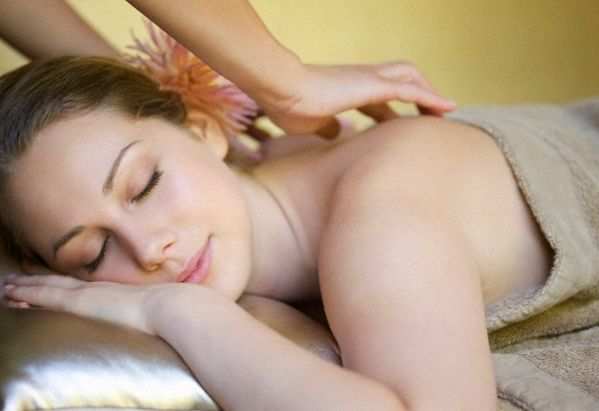 viale Angelico173 nuovo aperta nuovo arrivato due ragazze orientale ...massaggi