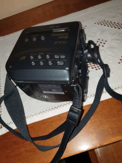 Videocamera Panasonic VHS-C Movie Camera NV-S1e