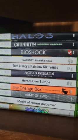 Videogiochi XBOX 360 piugrave di 30 titoli collezione completa titoli in foto