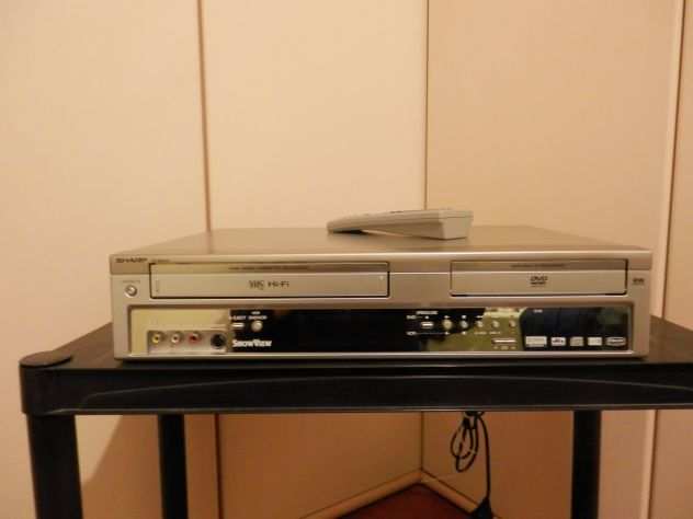Videoregistratore Combi VHSDVD Sharp DV-RW270S