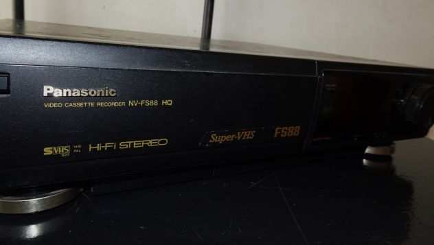VIDEOREGISTRATORE PANASONIC SUPER VHS MODELLO NV FS 88 HIFI