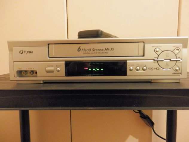 Videoregistratore VHS Funai