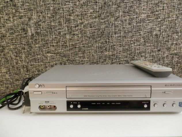 Videoregistratore VHS LG lv4685