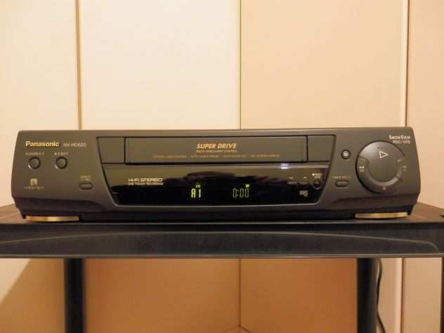 Videoregistratore VHS Panasonic NV-HD620EG