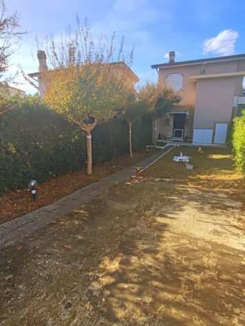 VILLA A 1 KM DAL MARE