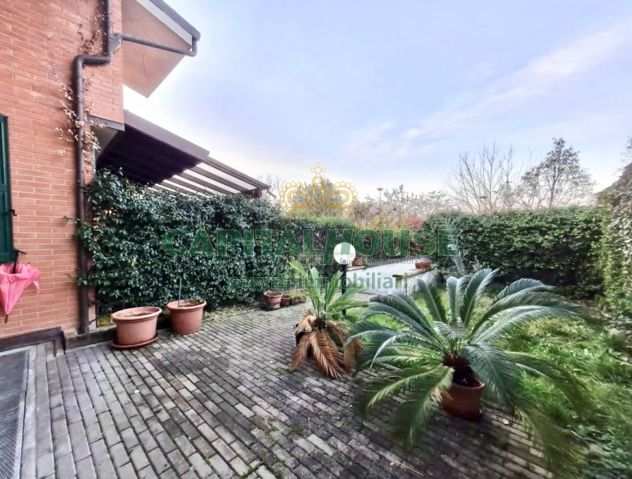 Villa a Schiera a Bologna