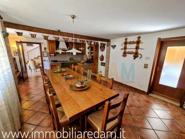 Villa a schiera in vendita a Bolzano Vicentino