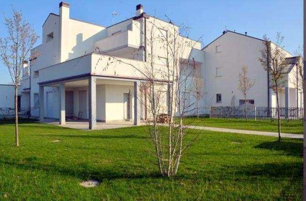 Villa a schiera in vendita a Padova - 5 locali 270mq