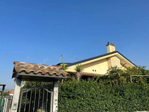 Villa a schiera in vendita a Roma - 4 locali 121mq