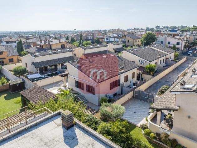 Villa bifamiliare in vendita a Roma - 5 locali 165mq