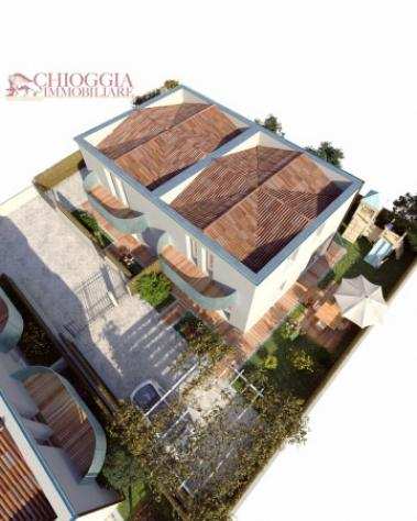 Villa di 100 msup2 con 4 locali e box auto in vendita a Chioggia