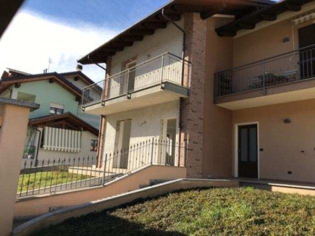 Villa di 120 msup2 con 5 locali e box auto in vendita a Bernezzo