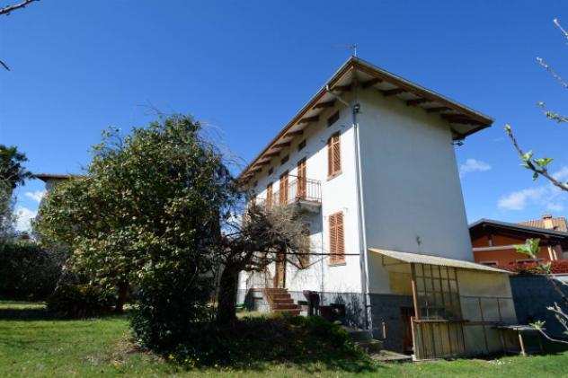 Villa di 140 msup2 con 5 locali in vendita a Biella