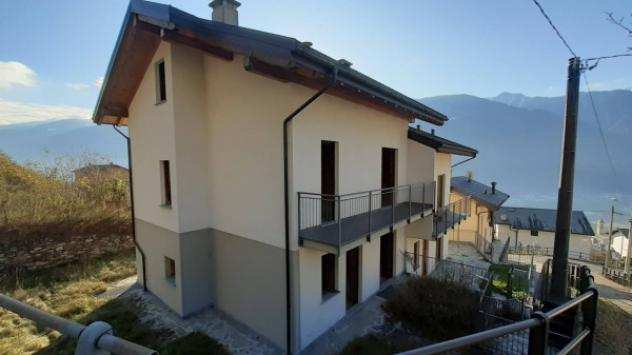 Villa di 190 msup2 con 5 locali e box auto doppio in vendita a Castione Andevenno
