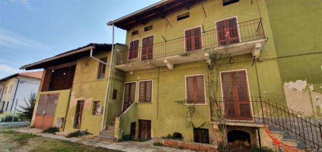 Villa di 200 msup2 con piugrave di 5 locali e box auto in vendita a Castelletto Cervo