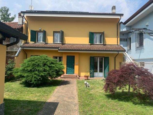 Villa di 222 msup2 con 3 locali in vendita a Leinigrave