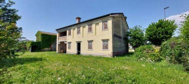 Villa di 226 msup2 con 5 locali e box auto doppio in vendita a Piazzola sul Brenta