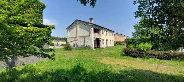 Villa di 226 msup2 con 5 locali e box auto doppio in vendita a Piazzola sul Brenta